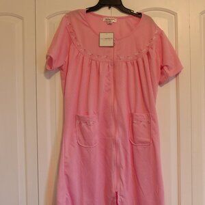 NWT Sag Harbor Pink Robe Size XL